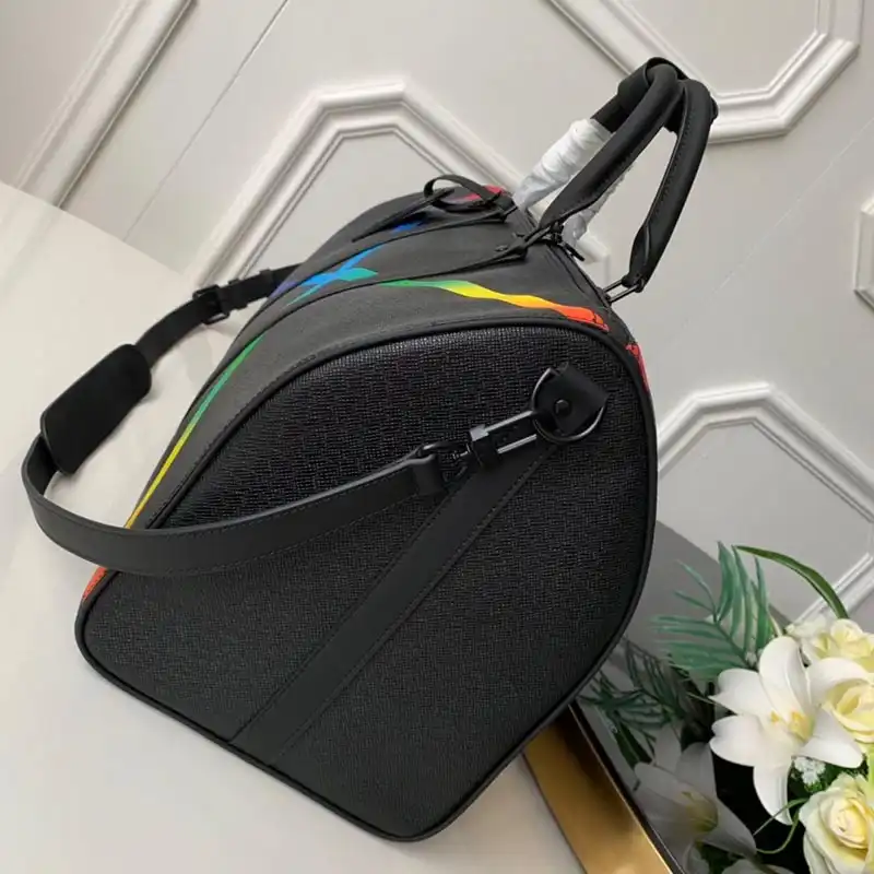 LV Bag 19HT0082