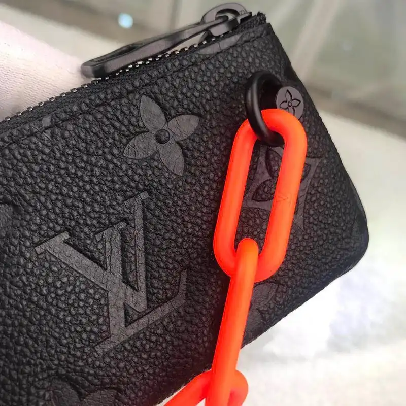 LV Bag 19HT0083