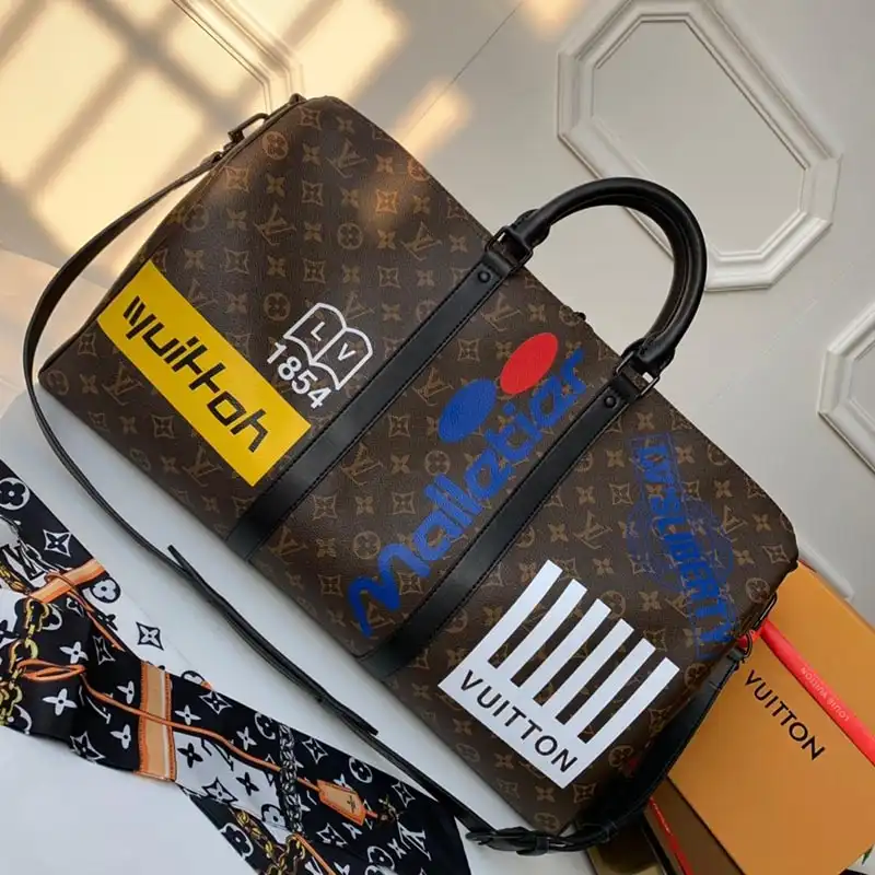 LV Bag 19HT0086