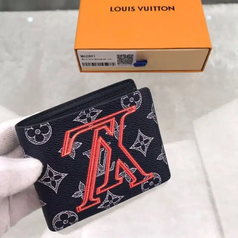 LV Bag 19HT0114