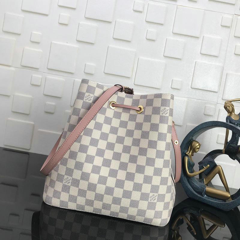 FASH LOUIS VUITTON Bags 19T1L0002