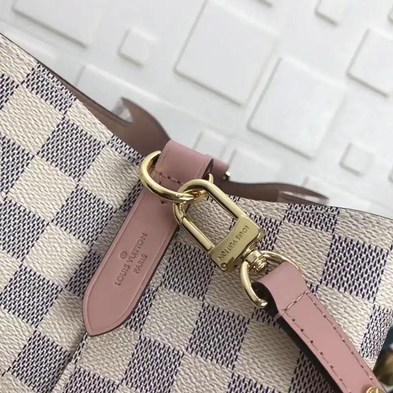 LV Bags 19T1L0002