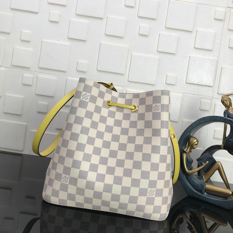 FASH LOUIS VUITTON Bags 19T1L0003