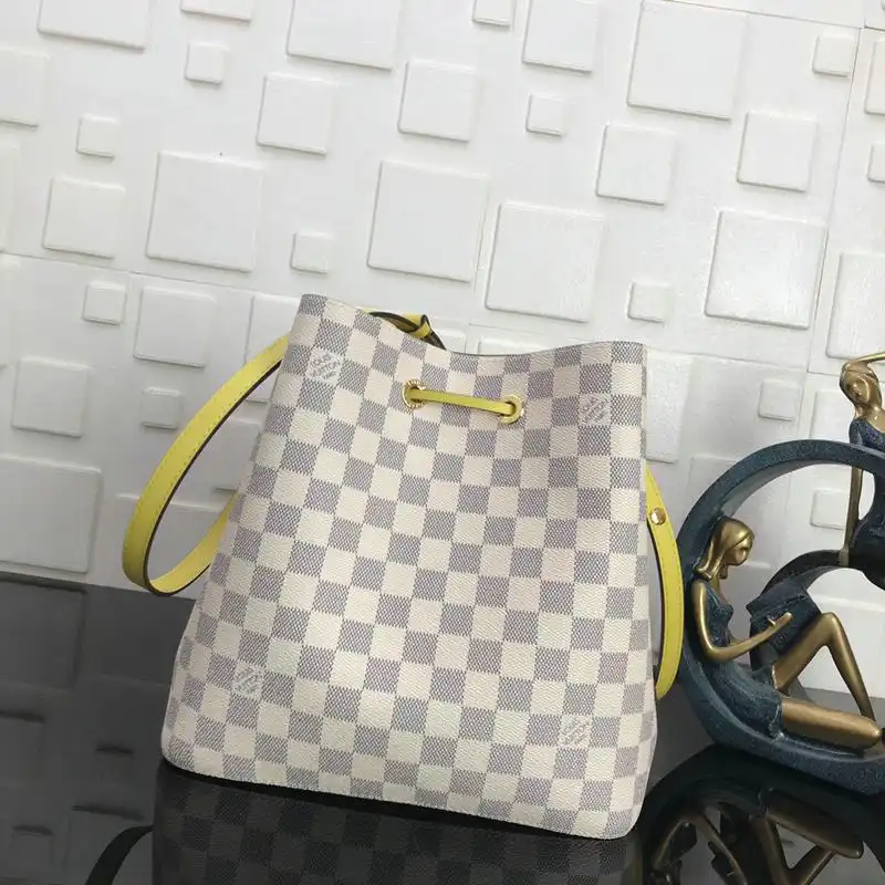 LV Bags 19T1L0003