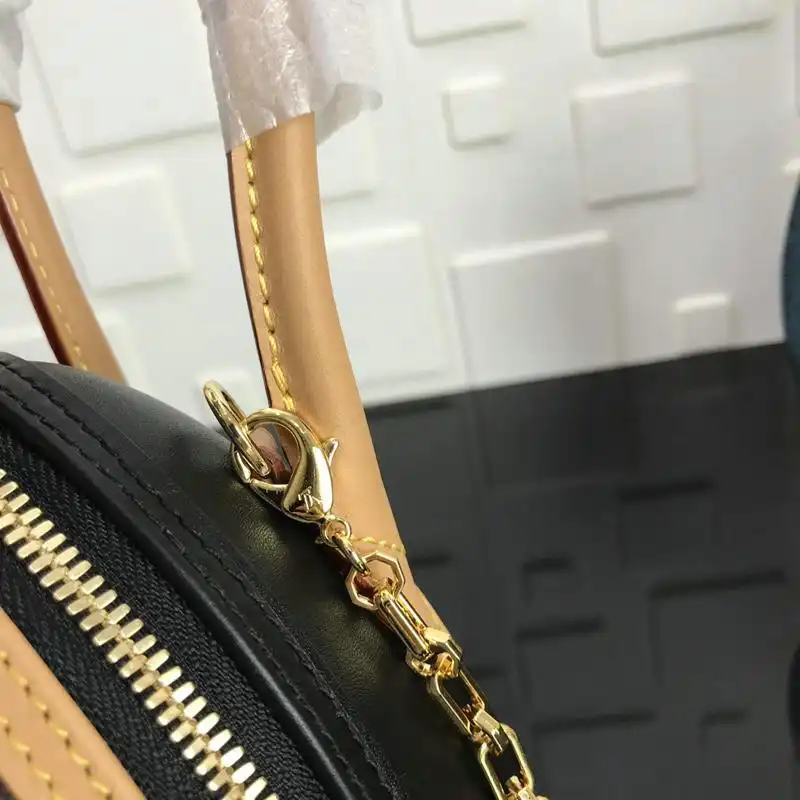 LV Bags 19T1L0006