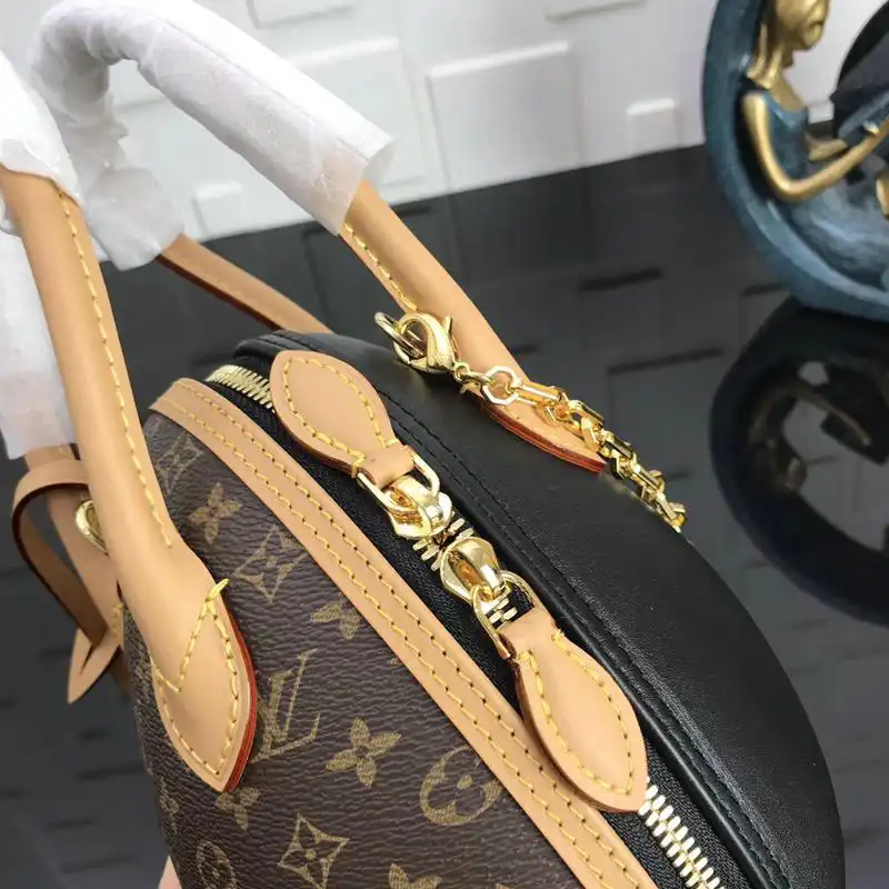 LV Bags 19T1L0006