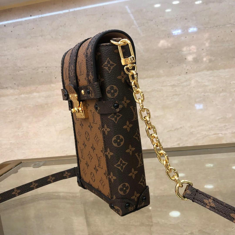 FASH LOUIS VUITTON Bags 19T1L0007