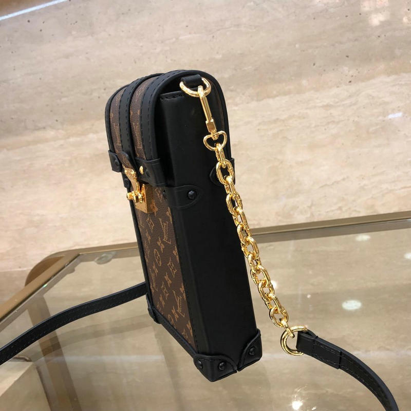 FASH LOUIS VUITTON Bags 19T1L0008