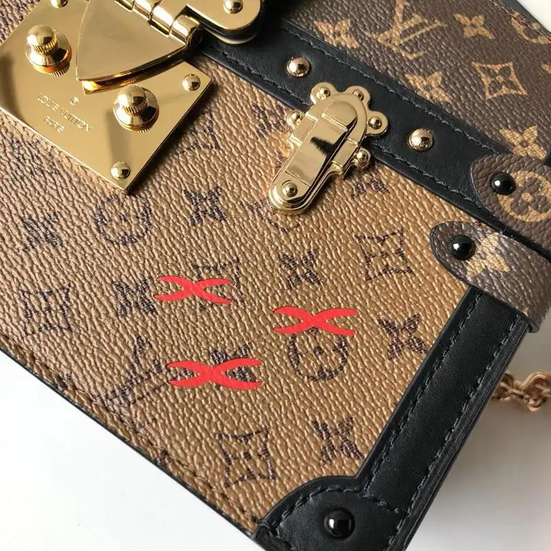 LV Bags 19T1L0009