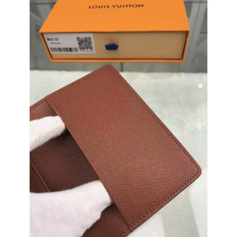 FASH LOUIS VUITTON Bags 19T1L0030