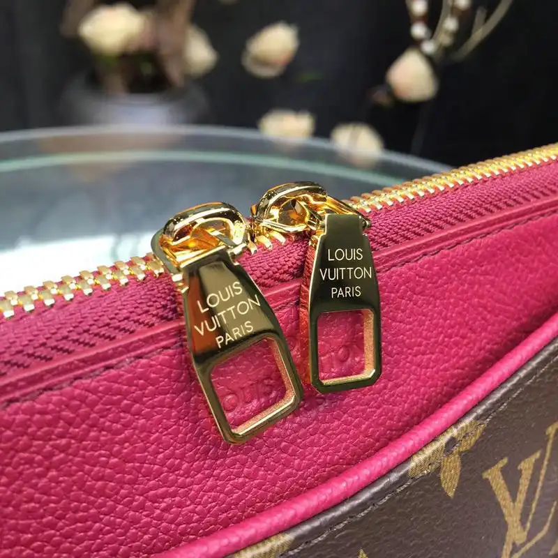 LV Bags 19T1L0033