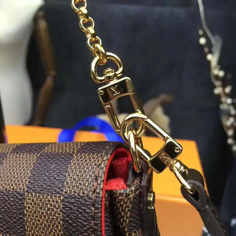 LV Bags 19T1L0034