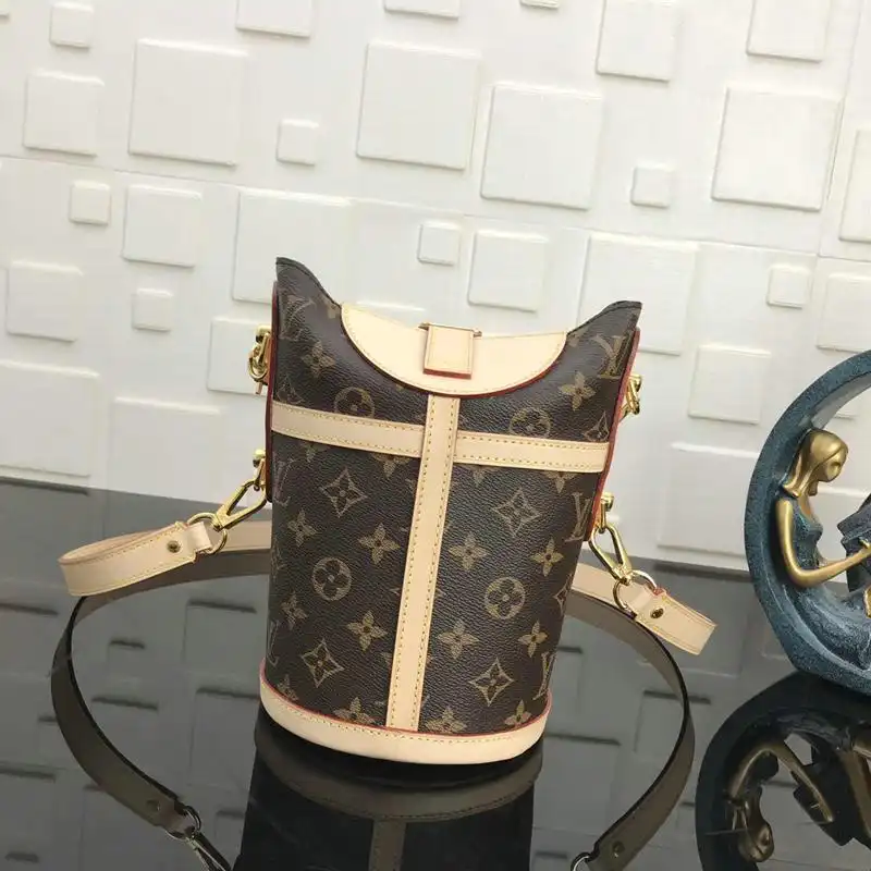 LV Bags 19T1L0043