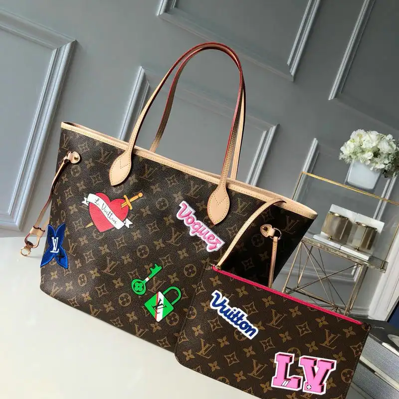 LV Bags 19T1L0044