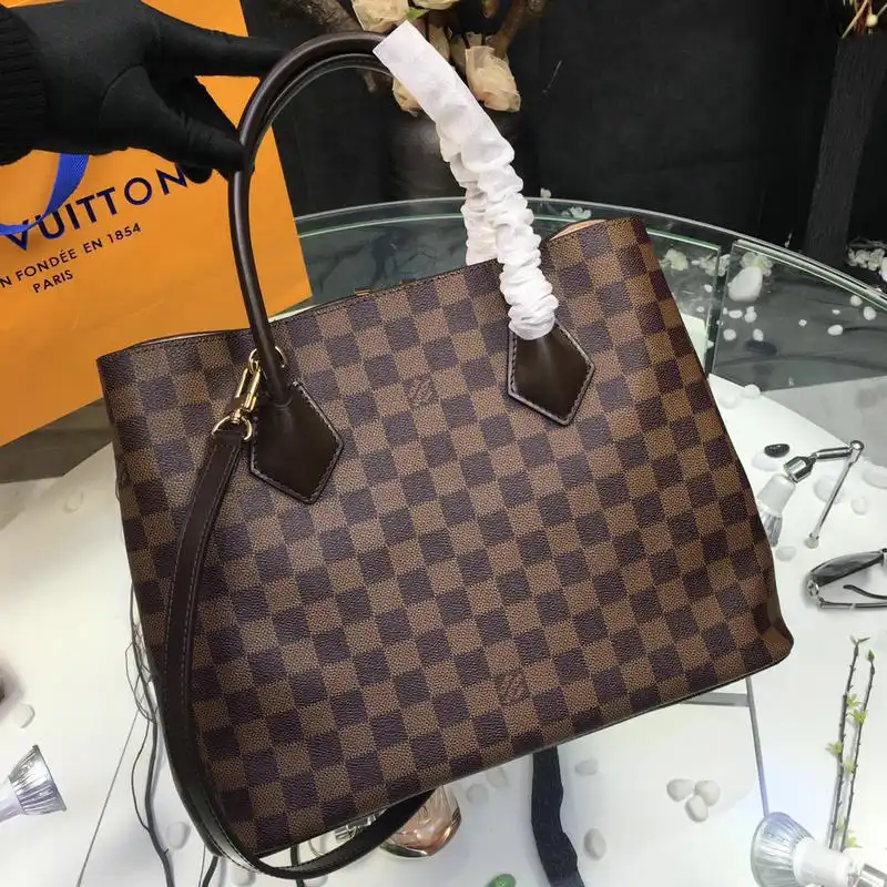 LV Bags 19T1L0045