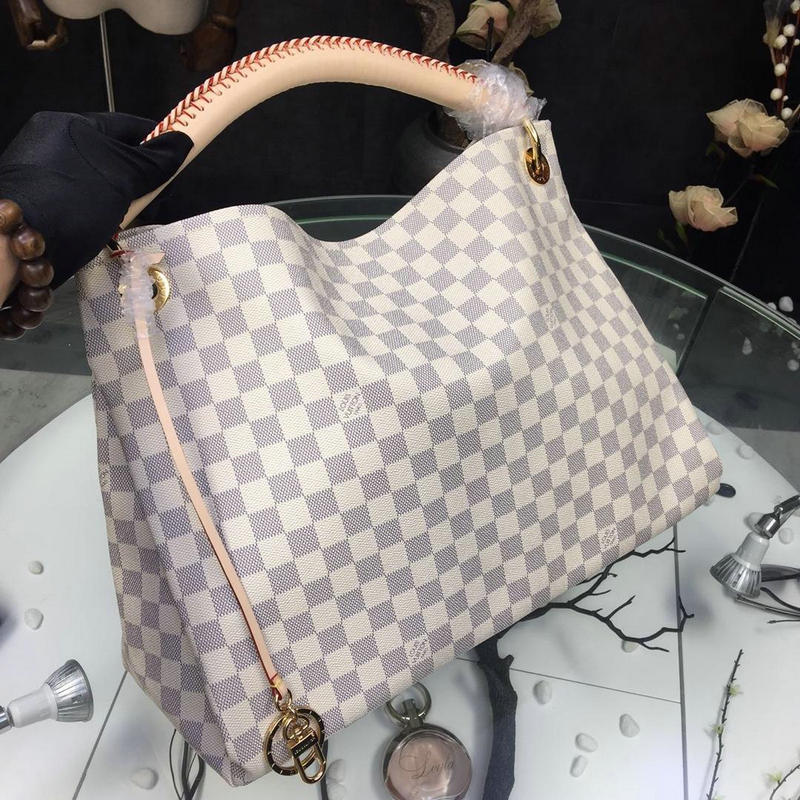 FASH LOUIS VUITTON Bags 19T1L0047