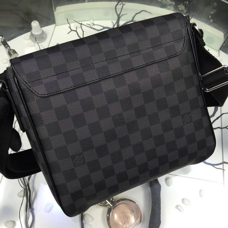 LV Bags 19T1L0048