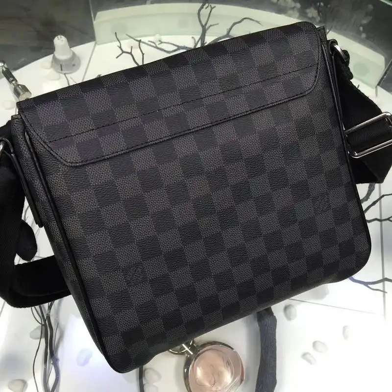 Fashionrepsfam ru LV Bags 19T1L0048