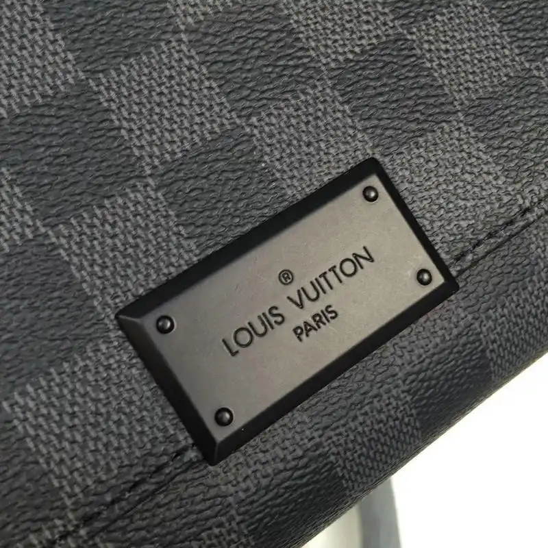 FASH LOUIS VUITTON Bags 19T1L0049