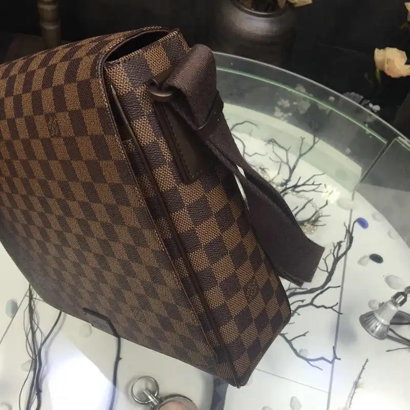 LV Bags 19T1L0051