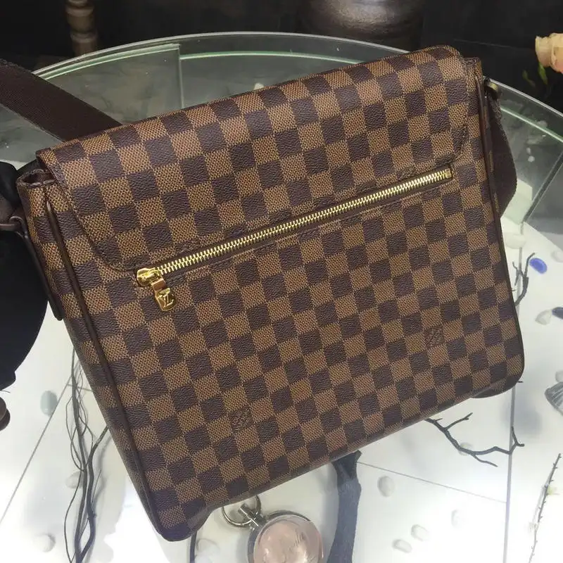 LV Bags 19T1L0051