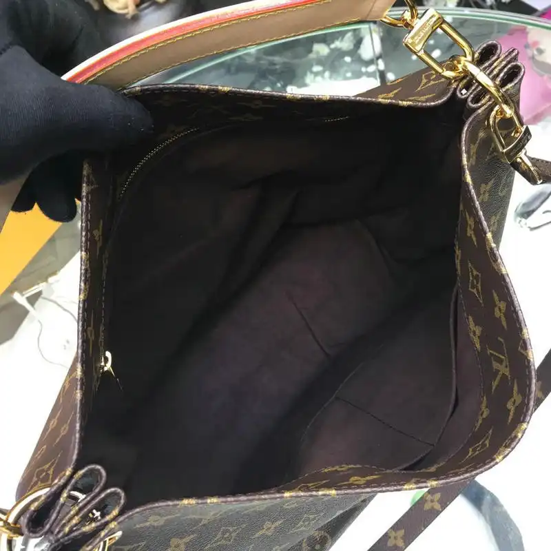 LV Bags 19T1L0052