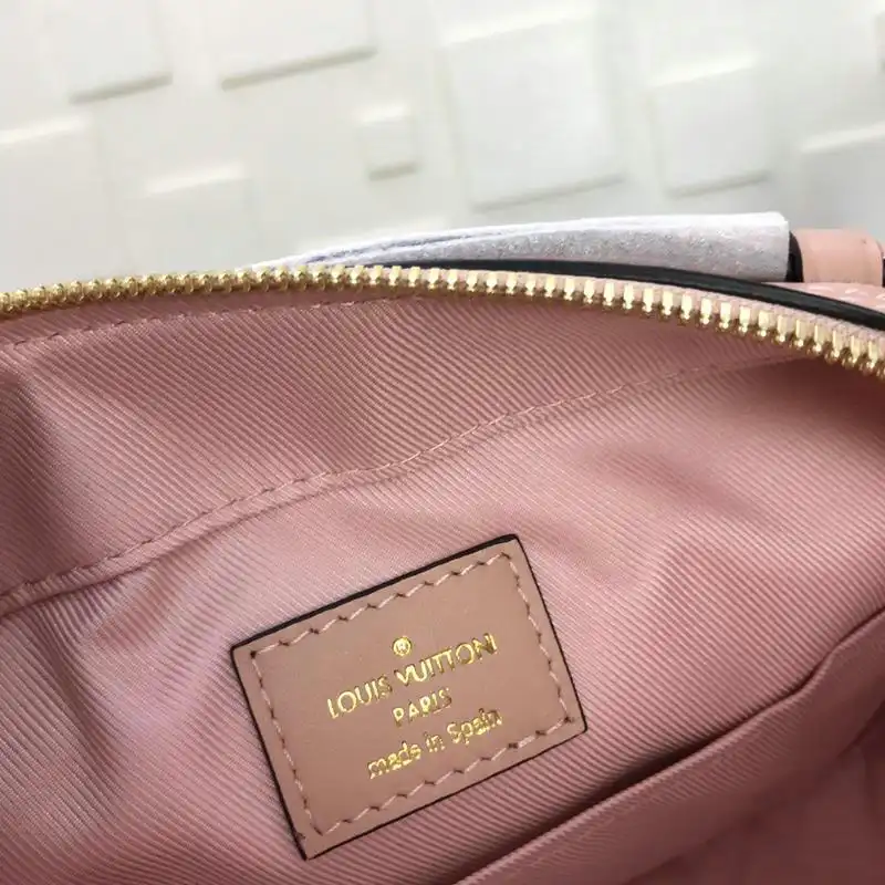 Fashionrepsfam ru LV Bags 19T1L0069