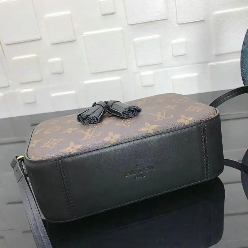 LV Bags 19T1L0070