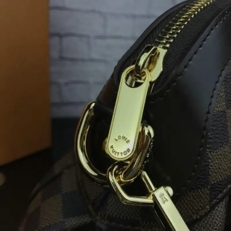 LV Bags 19T1L0073