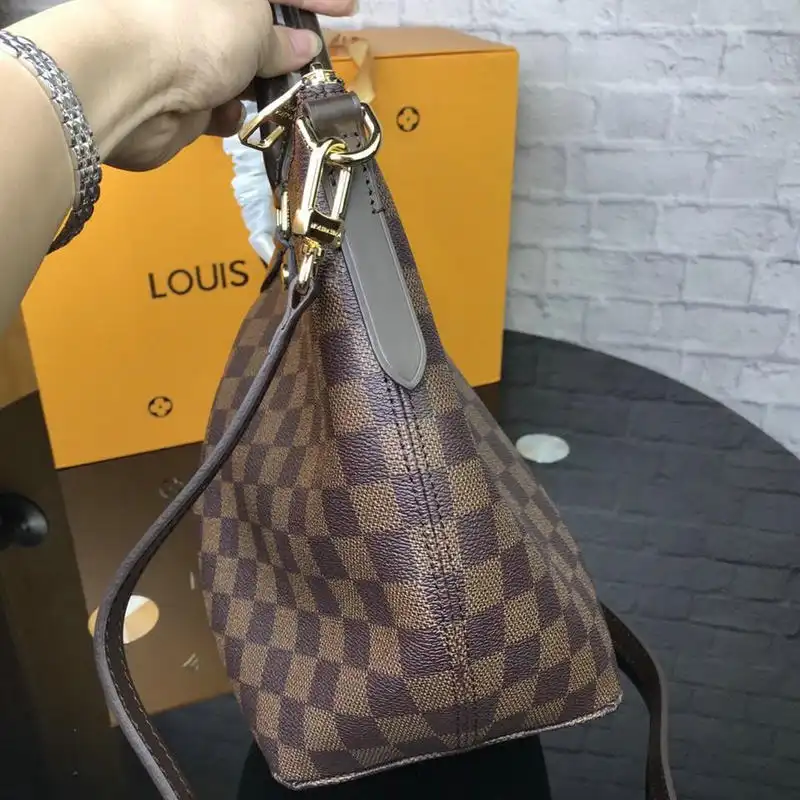 LV Bags 19T1L0074