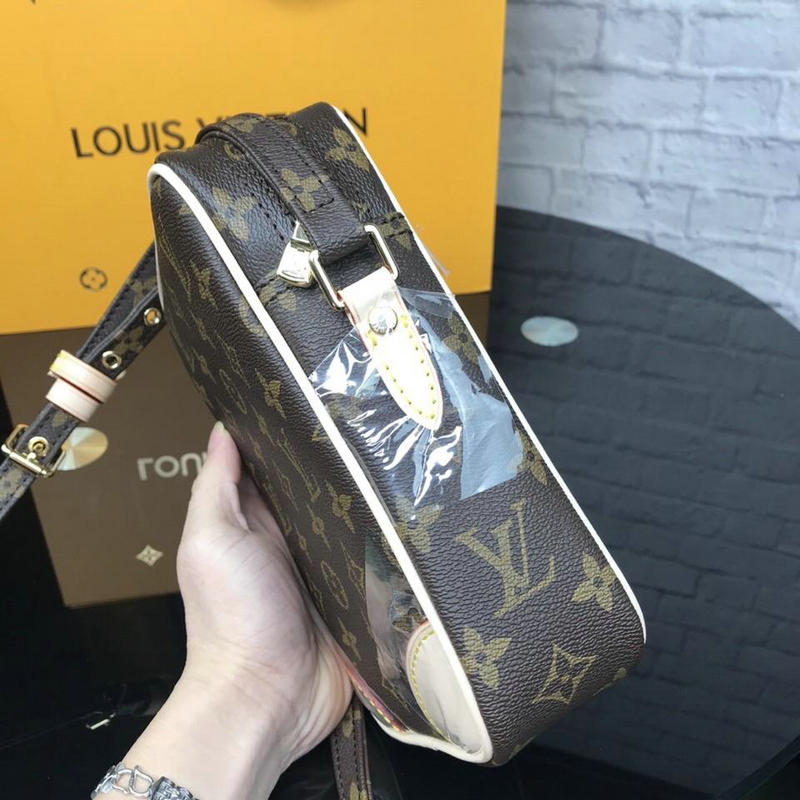 FASH LOUIS VUITTON Bags 19T1L0075