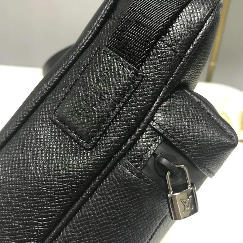 LV Bags 19T1L0079