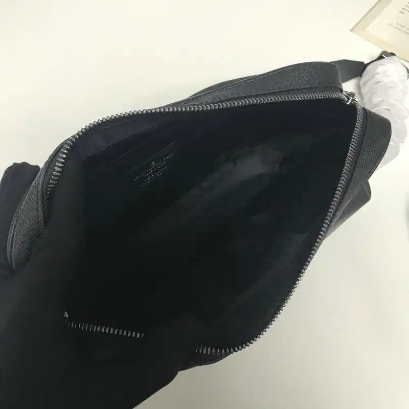 LV Bags 19T1L0079