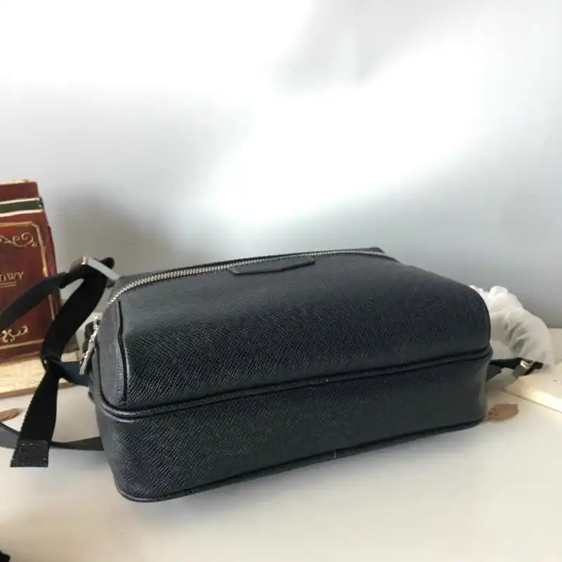 Fashionrepsfam ru LV Bags 19T1L0080