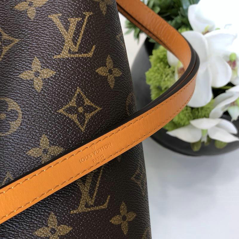 FASH LOUIS VUITTON Bags 19T1L0095