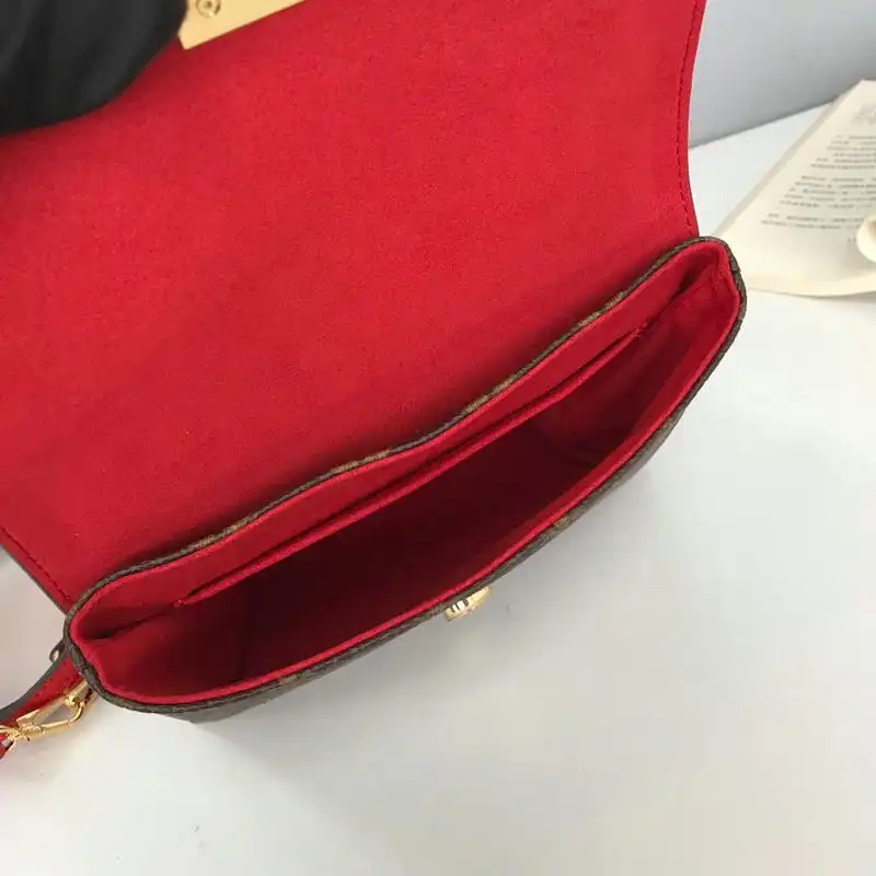 Fashionrepsfam ru LV Bags 19T1L0098