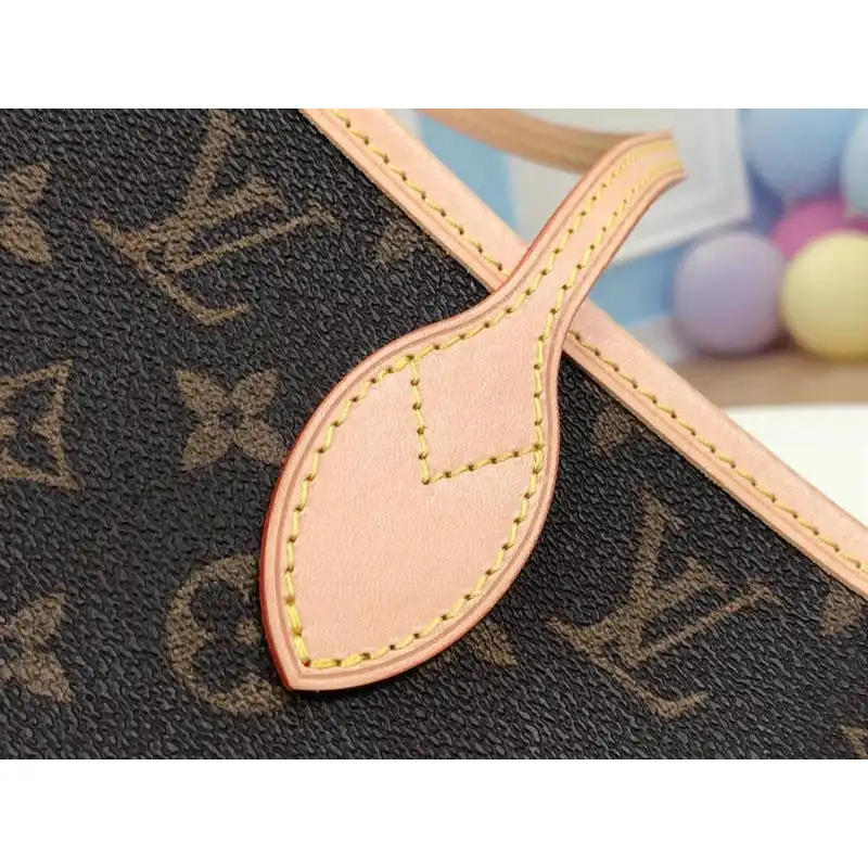 LV Bags 19T1L0103