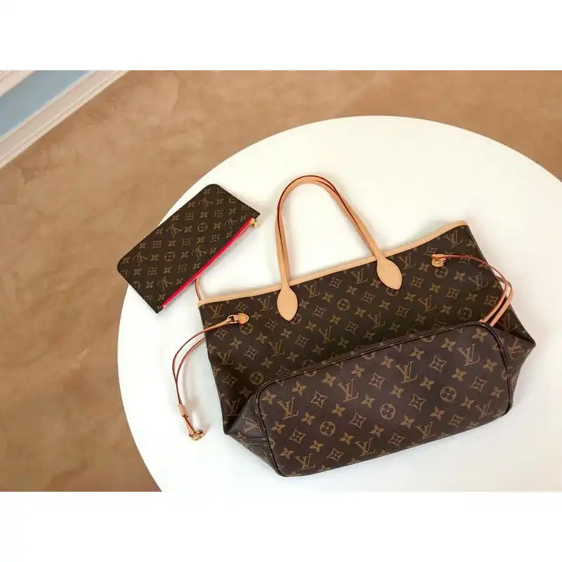 LV Bags 19T1L0104