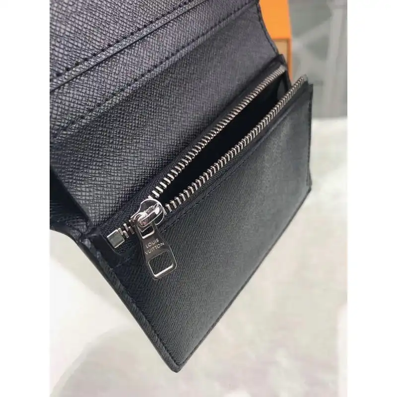 LV Bags 19T1L0121