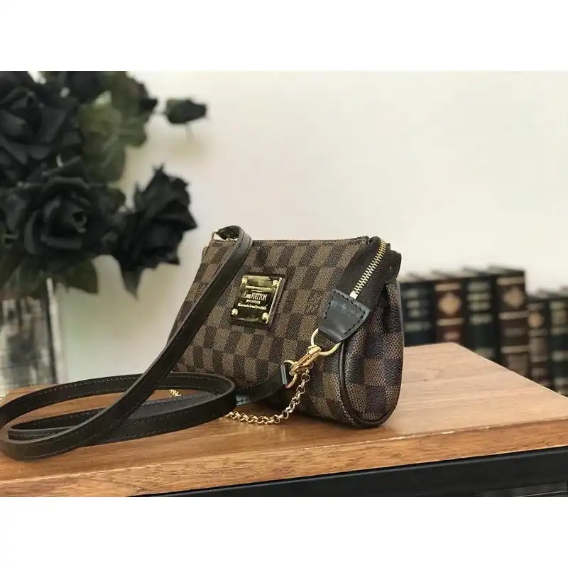 LV Bags 19T1L0126