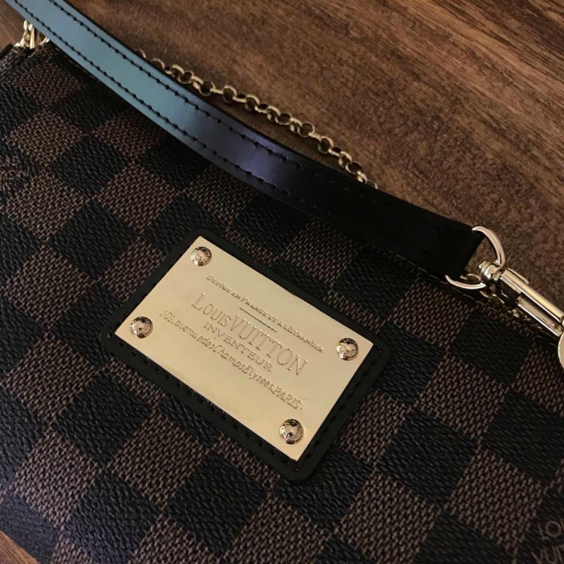 FASH LOUIS VUITTON Bags 19T1L0126