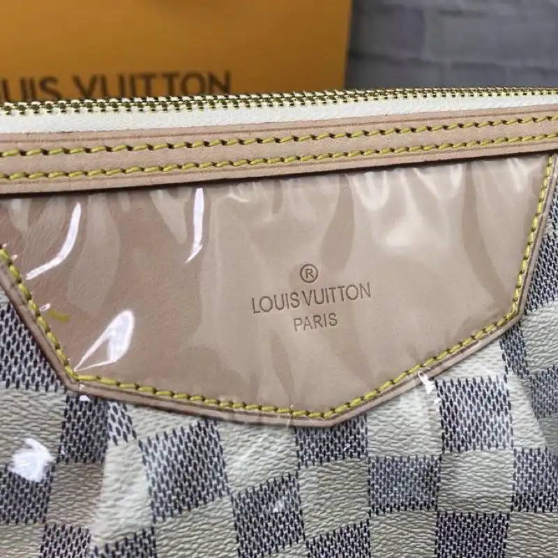 LV Bags 19T1L0131