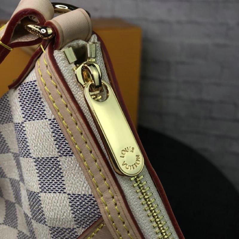 FASH LOUIS VUITTON Bags 19T1L0131