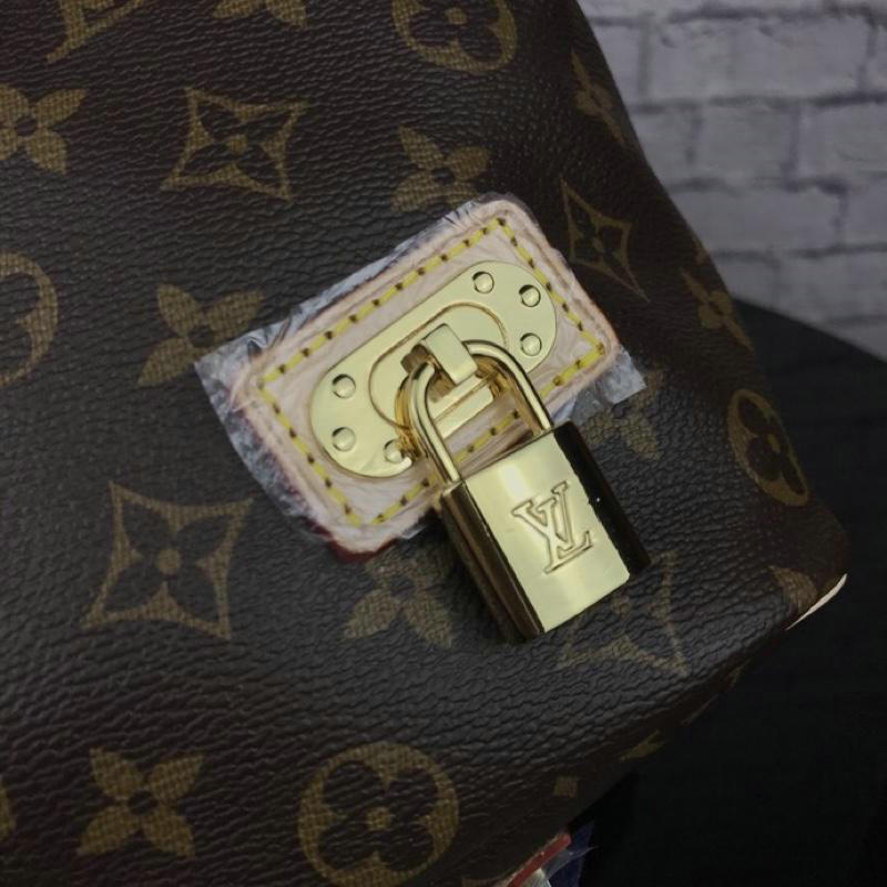 FASH LOUIS VUITTON Bags 19T1L0132