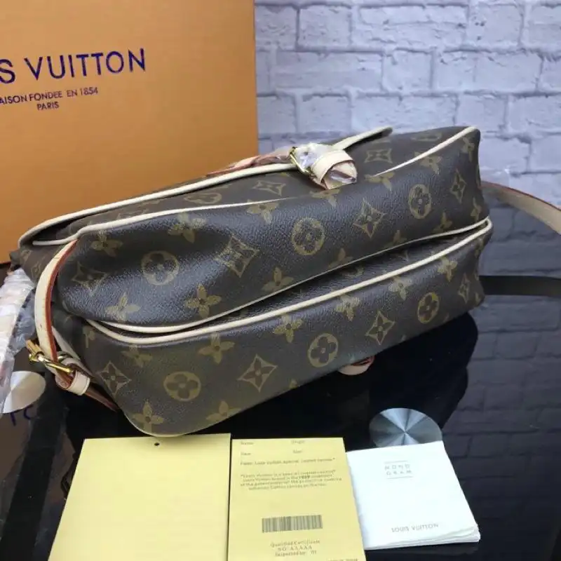 LV Bags 19T1L0133