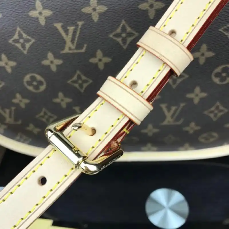 LV Bags 19T1L0135