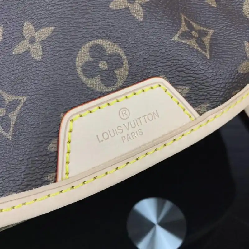 LV Bags 19T1L0135