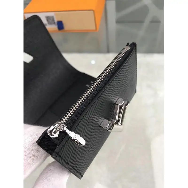 LV Bags 19T1L0141