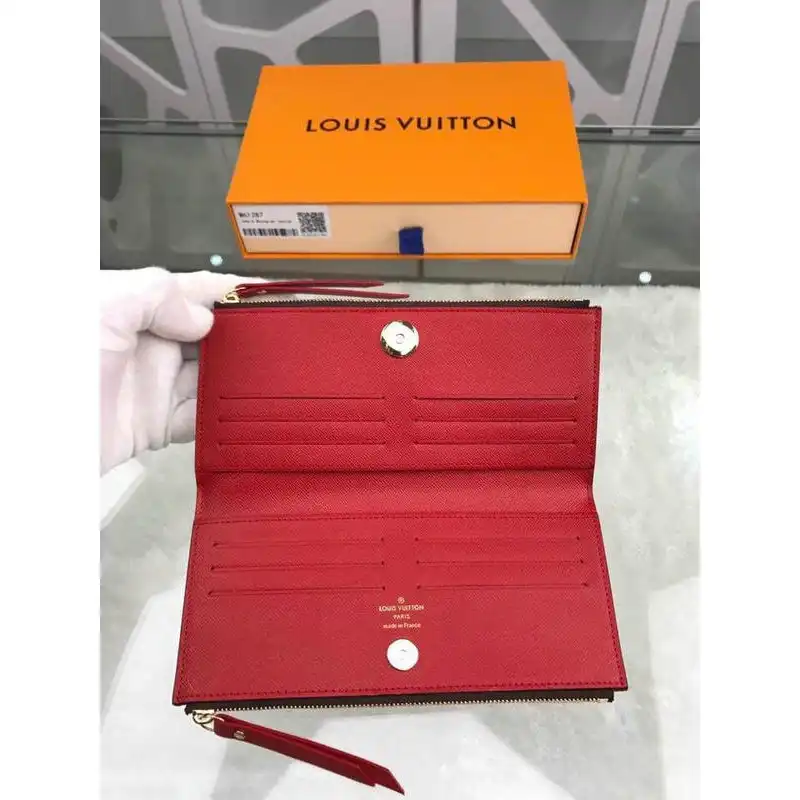 LV Bags 19T1L0145