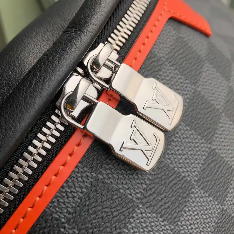 LV Bags 19T1L0161